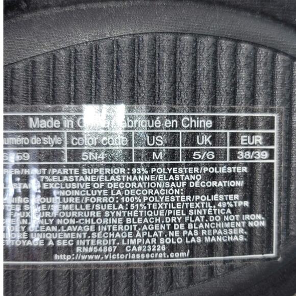 VICTORIA'S SECRET CRUSHED VELVET BLACK SLIP ON SLIPPERS with POM, SZ MEDIUM 7-9 - Picture 11 of 11